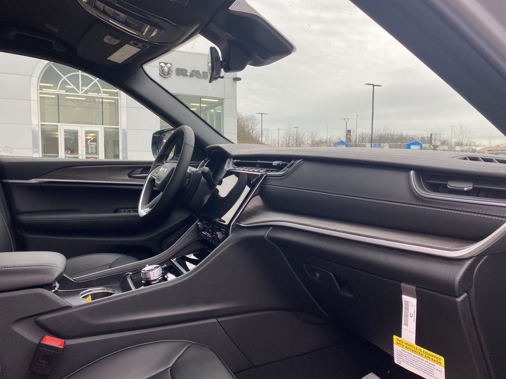 2025 Jeep Grand Cherokee L GRAND CHEROKEE L LIMITED 4X4