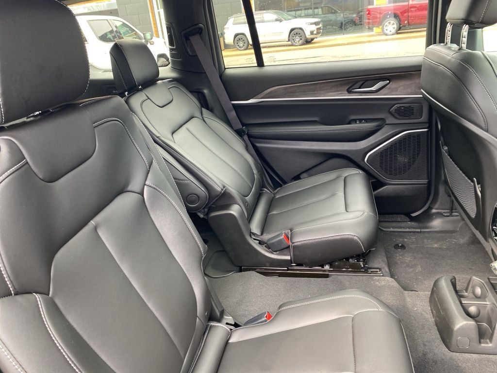 2026 Jeep Grand Cherokee L GRAND CHEROKEE L LIMITED 4X4