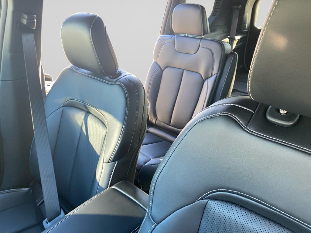 2027 Jeep Grand Cherokee L Limited