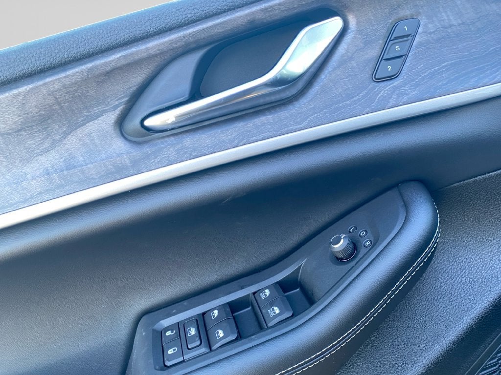 2027 Jeep Grand Cherokee L Limited