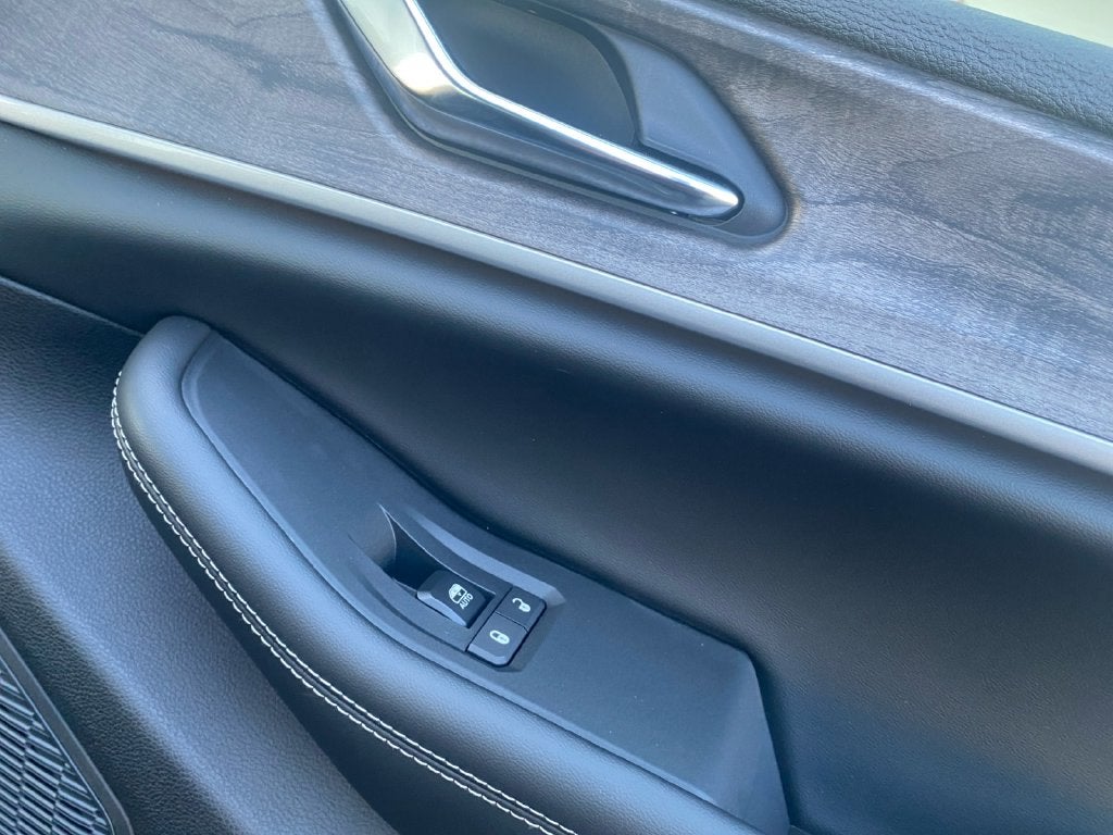 2027 Jeep Grand Cherokee L Limited