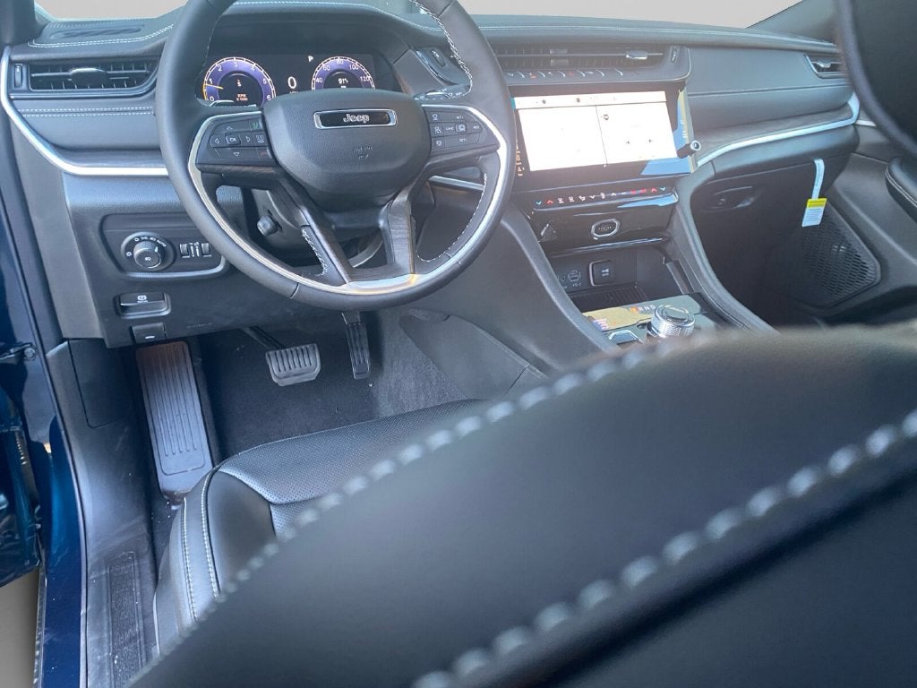 2027 Jeep Grand Cherokee L Limited