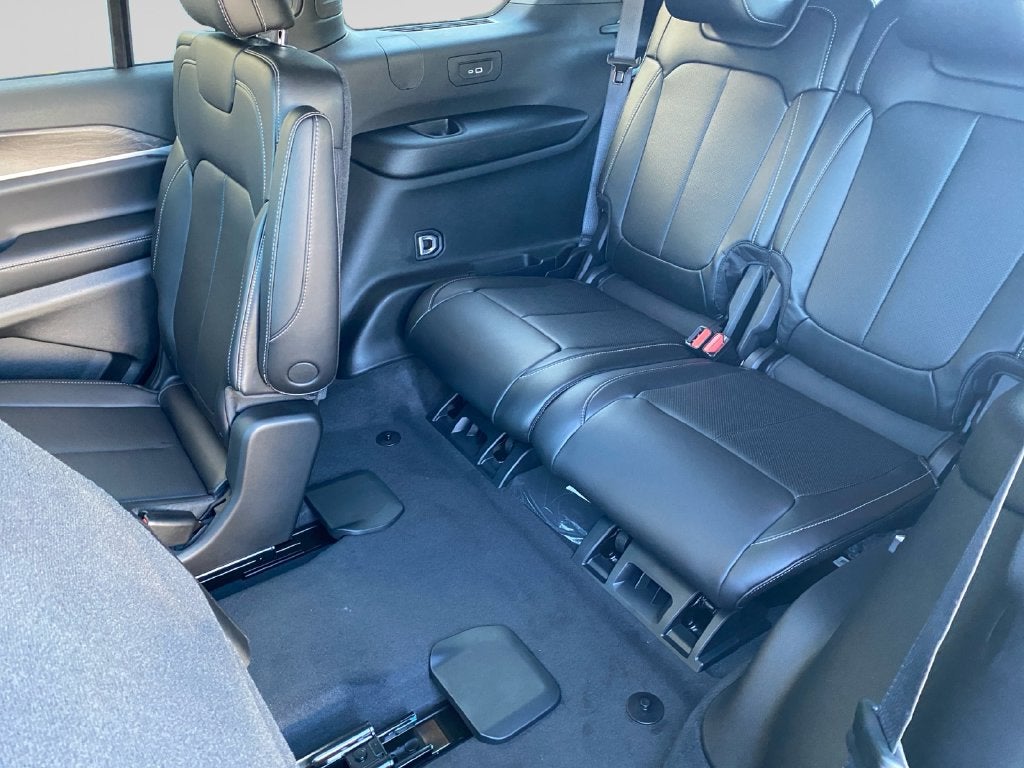 2027 Jeep Grand Cherokee L Limited