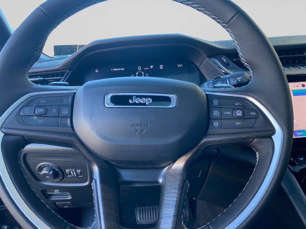 2027 Jeep Grand Cherokee L Limited