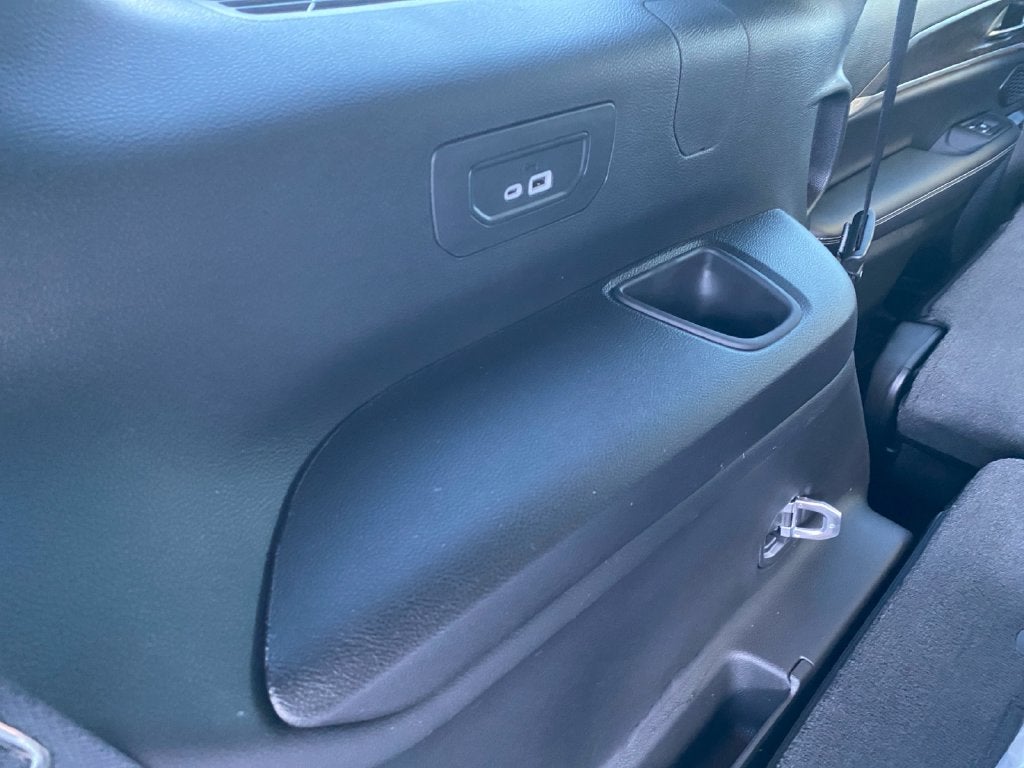 2027 Jeep Grand Cherokee L Limited