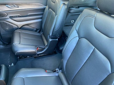 2027 Jeep Grand Cherokee L Limited