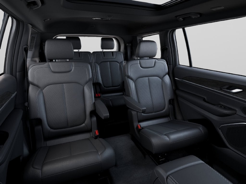 2027 Jeep Grand Cherokee L Limited Reserve