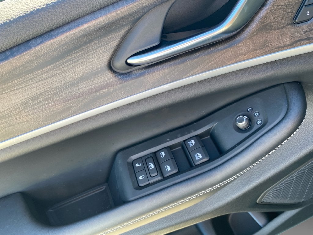 2027 Jeep Grand Cherokee L Limited