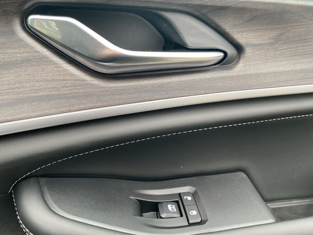 2026 Jeep Grand Cherokee L GRAND CHEROKEE L LIMITED RESERVE 4X4