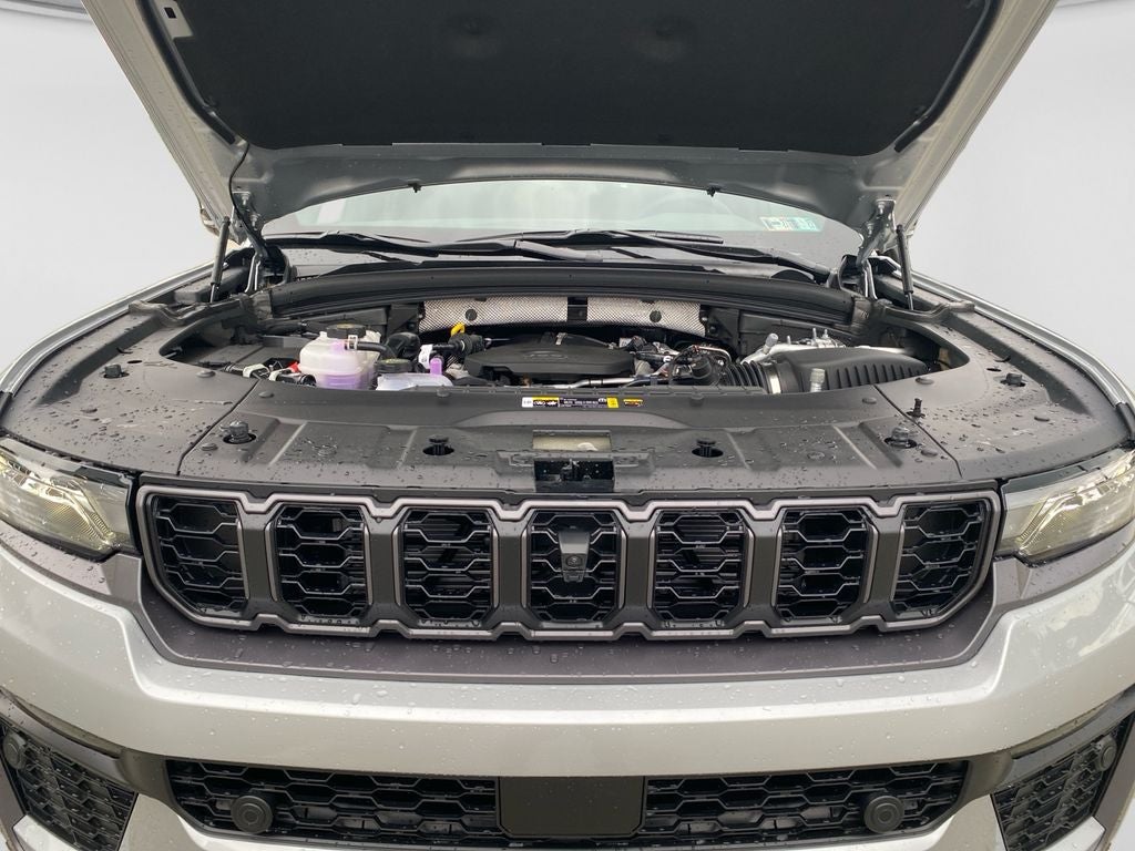 2026 Jeep Grand Cherokee L 85th Anniversary Edition