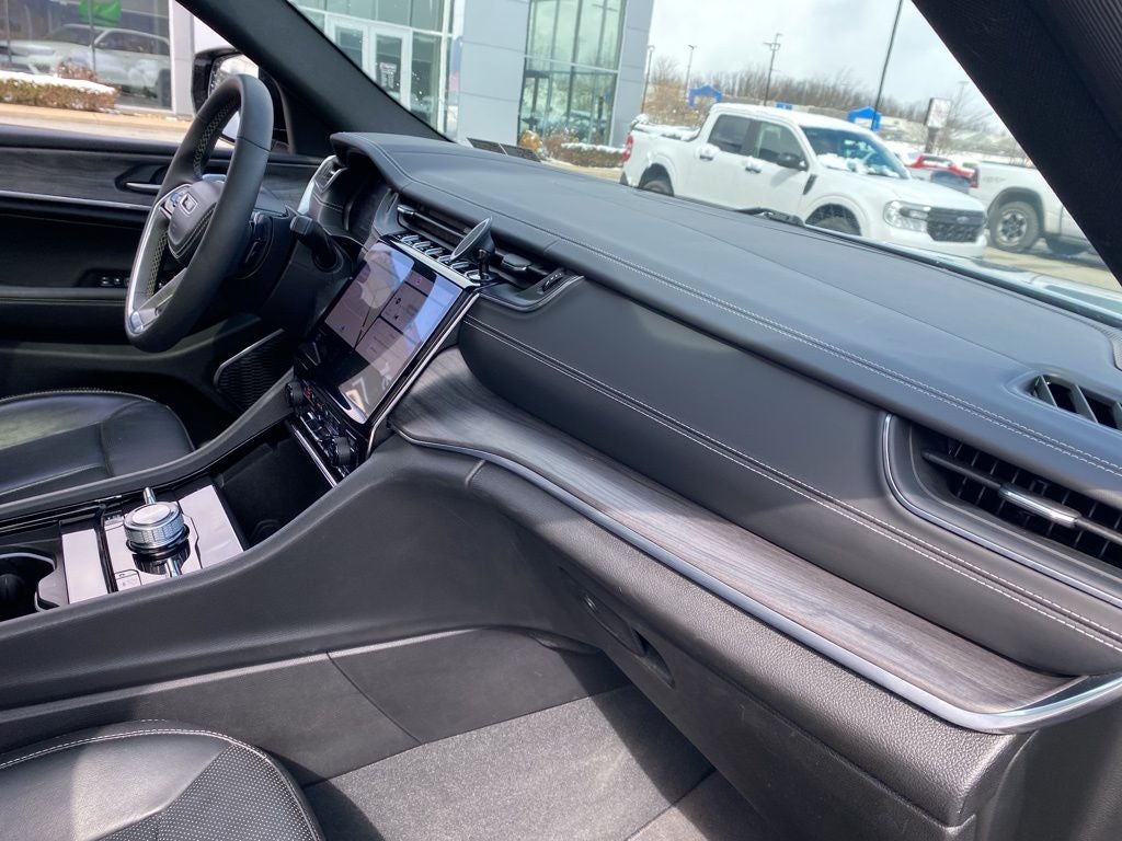 2023 Jeep Grand Cherokee L Overland 4x4