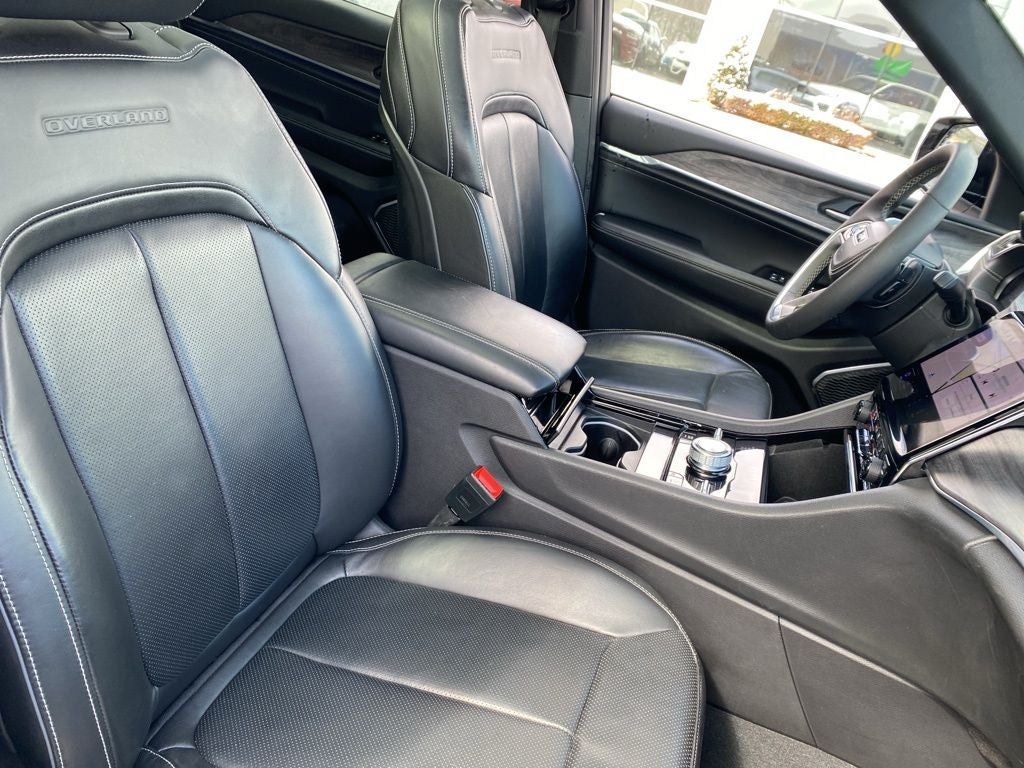 2023 Jeep Grand Cherokee L Overland 4x4