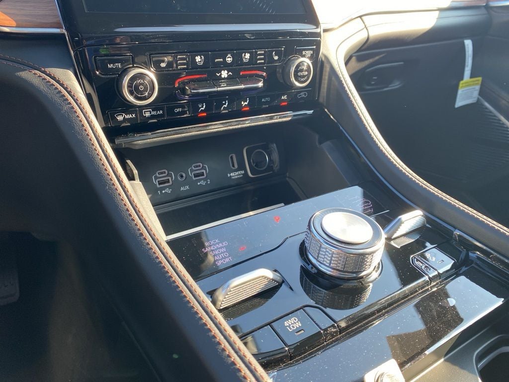 2025 Jeep Grand Cherokee L GRAND CHEROKEE L SUMMIT RESERVE 4X4