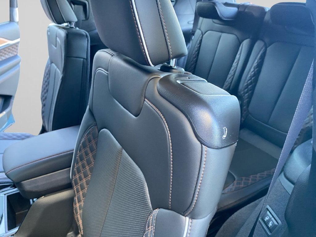 2027 Jeep Grand Cherokee L Summit