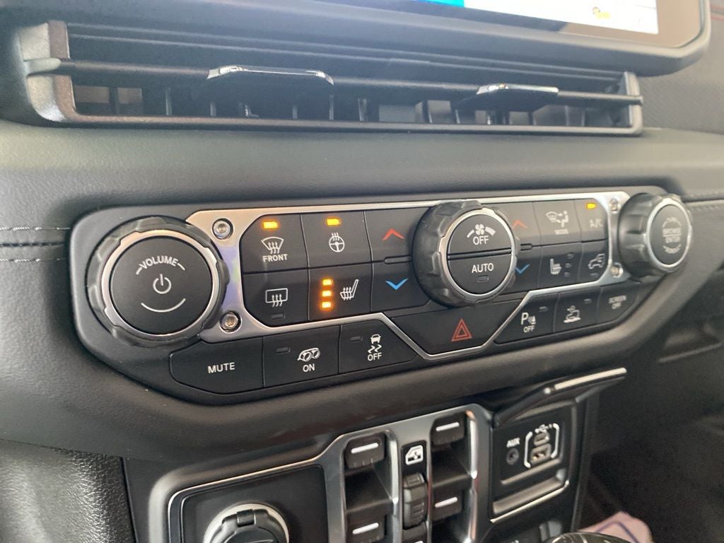 2026 Jeep Wrangler WRANGLER 4-DOOR MOAB 392