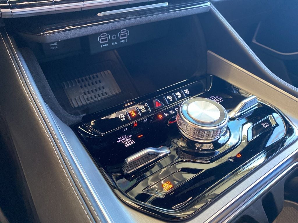 2026 Jeep Grand Wagoneer GRAND WAGONEER UPLAND 4X4