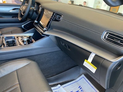 2026 Jeep Grand Wagoneer GRAND WAGONEER UPLAND 4X4