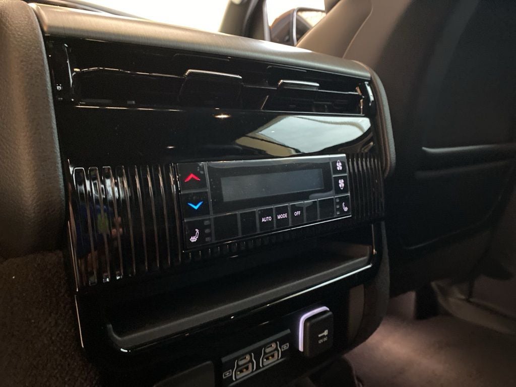 2026 Jeep Grand Wagoneer GRAND WAGONEER LIMITED ALTITUDE 4X4