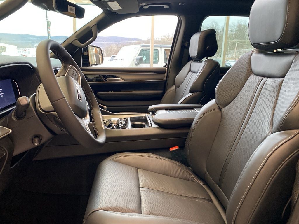 2026 Jeep Grand Wagoneer GRAND WAGONEER LIMITED ALTITUDE 4X4