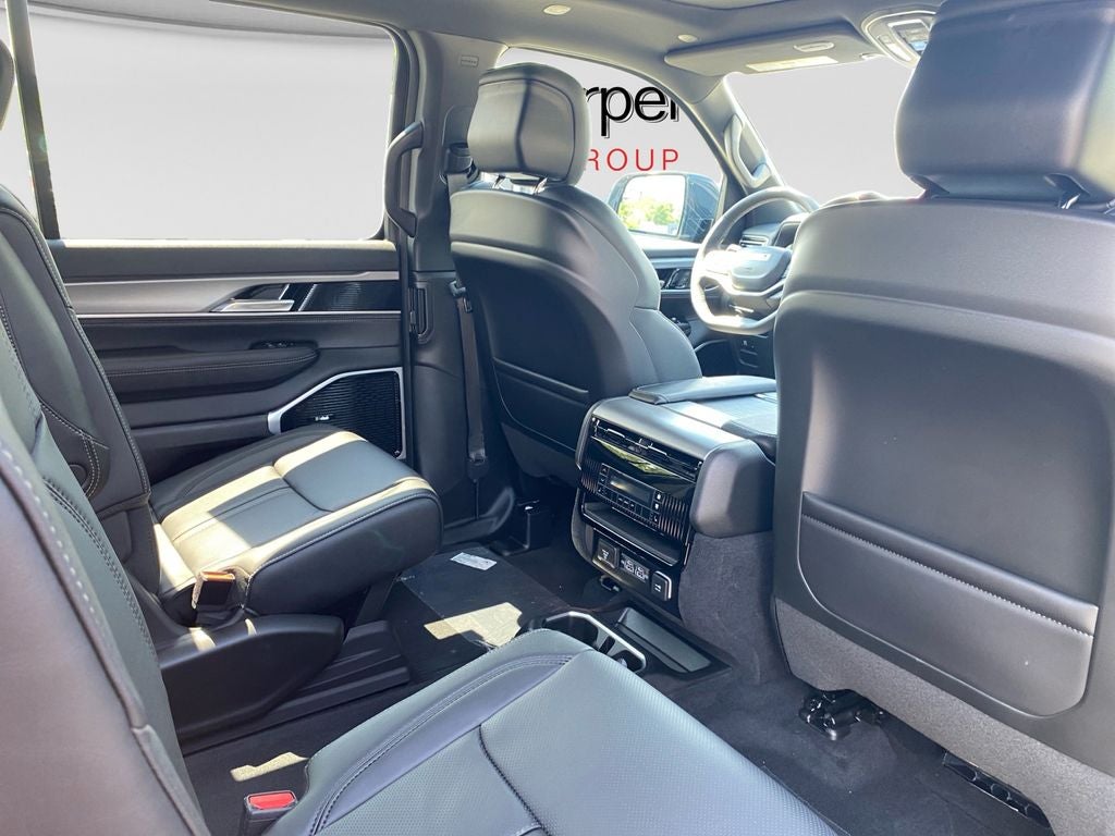 2026 Jeep Grand Wagoneer Limited Altitude