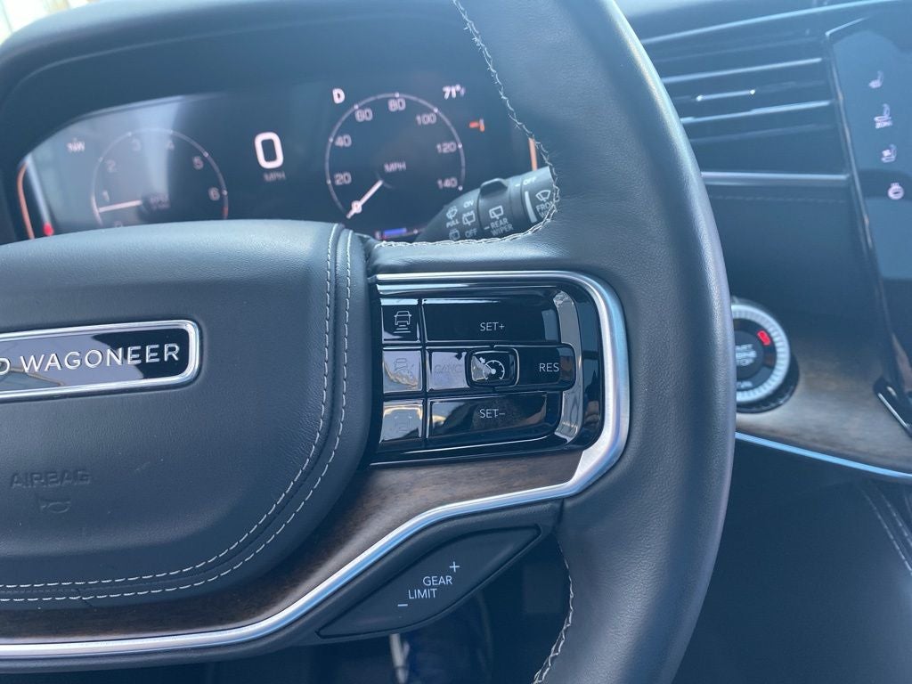 2022 Jeep Grand Wagoneer Series II