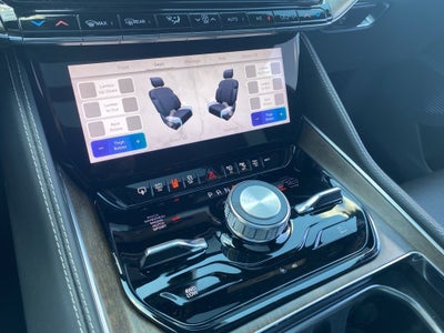 2022 Jeep Grand Wagoneer Series II