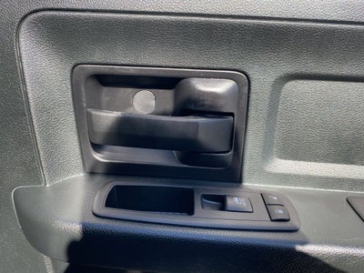 2017 RAM 1500 Express Quad Cab 4x4 6'4' Box