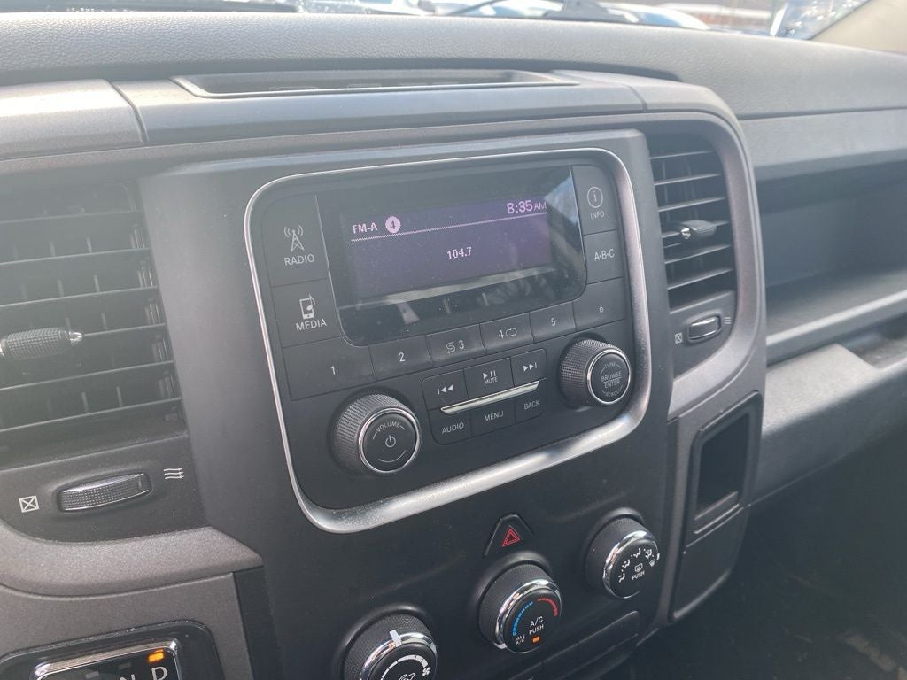 2017 RAM 1500 Express Quad Cab 4x4 6'4' Box