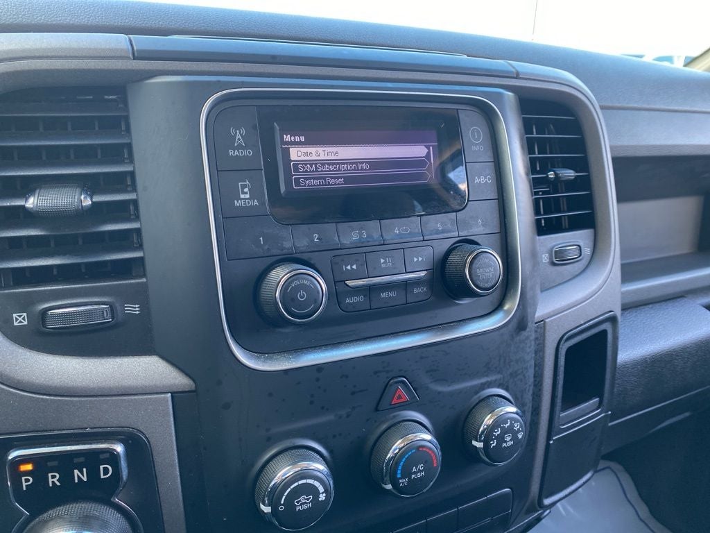 2017 RAM 1500 Express Quad Cab 4x4 6'4' Box