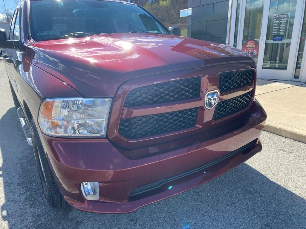 2017 RAM 1500 Express Quad Cab 4x4 6'4' Box