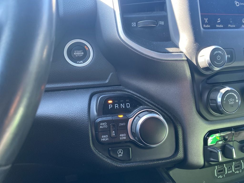 2021 RAM 1500 Big Horn Quad Cab 4x4 6'4' Box