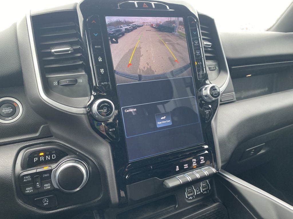 2023 RAM 1500 Big Horn Crew Cab 4x4 5'7' Box