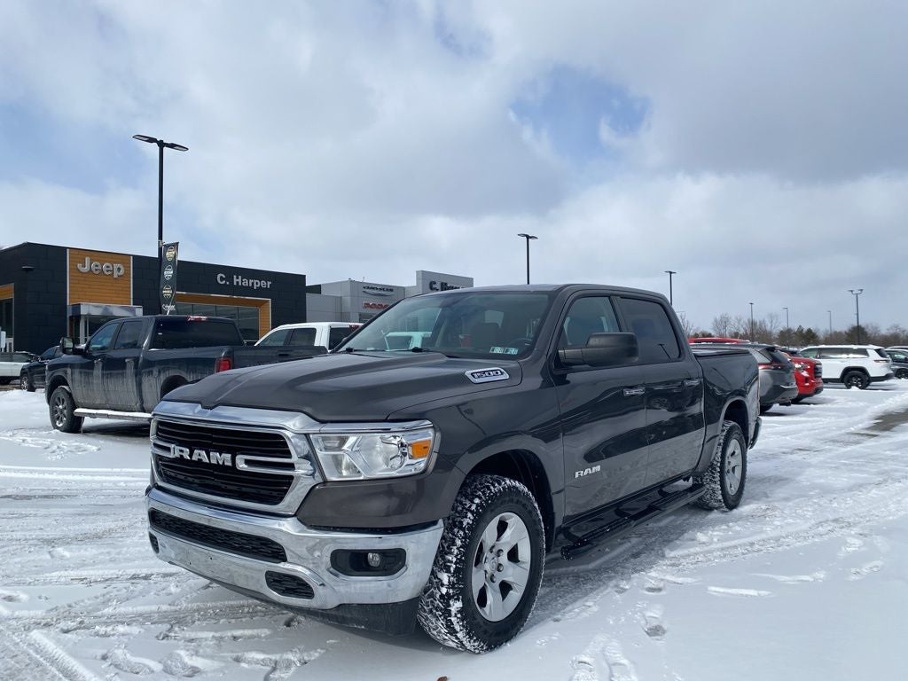 2020 RAM 1500 Big Horn Crew Cab 4x4 5'7' Box
