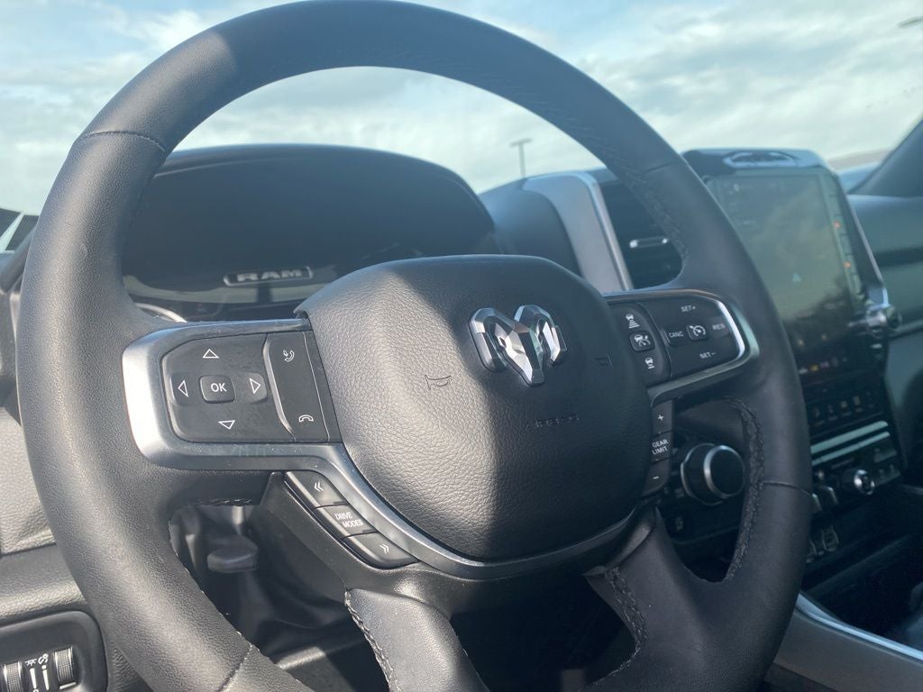 2025 RAM 1500 Big Horn Crew Cab 4x4 5'7' Box