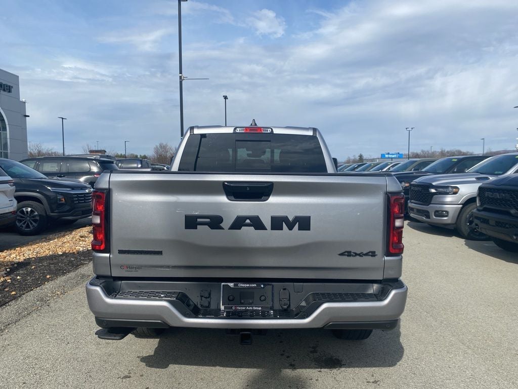 2025 RAM 1500 Big Horn Crew Cab 4x4 5'7' Box