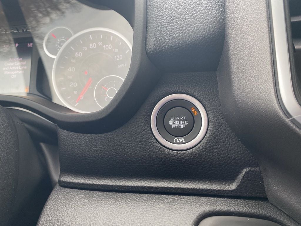 2026 RAM 1500 RAM 1500 BIG HORN CREW CAB 4X4 5'7' BOX