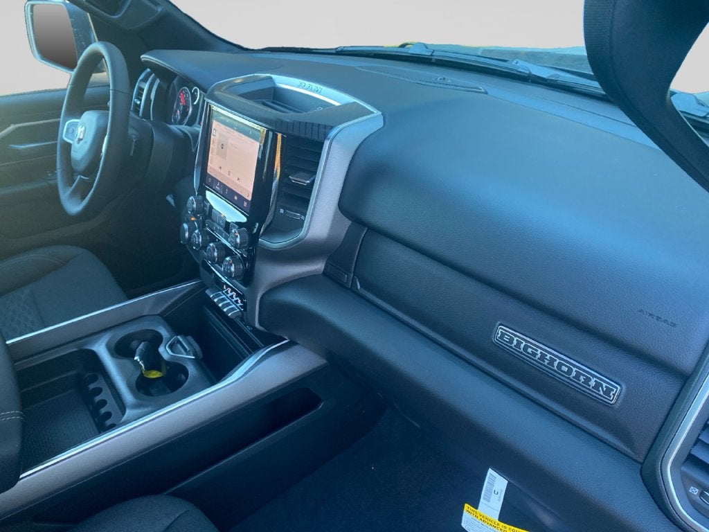 2027 RAM 1500 Big Horn/Lone Star