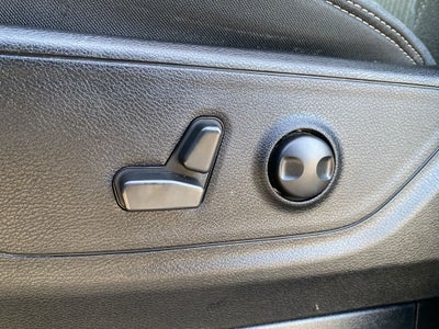 2022 RAM 1500 Big Horn Quad Cab 4x4 6'4' Box