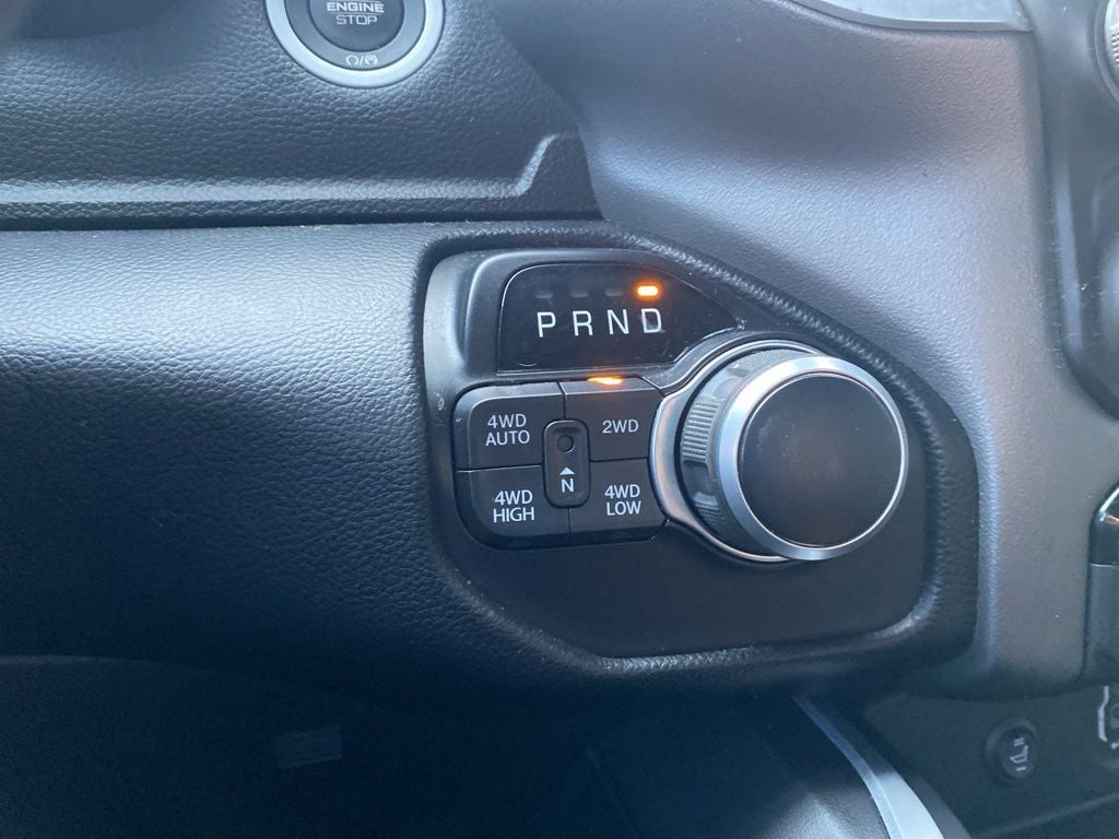 2022 RAM 1500 Big Horn Quad Cab 4x4 6'4' Box