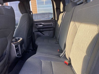 2022 RAM 1500 Big Horn Quad Cab 4x4 6'4' Box