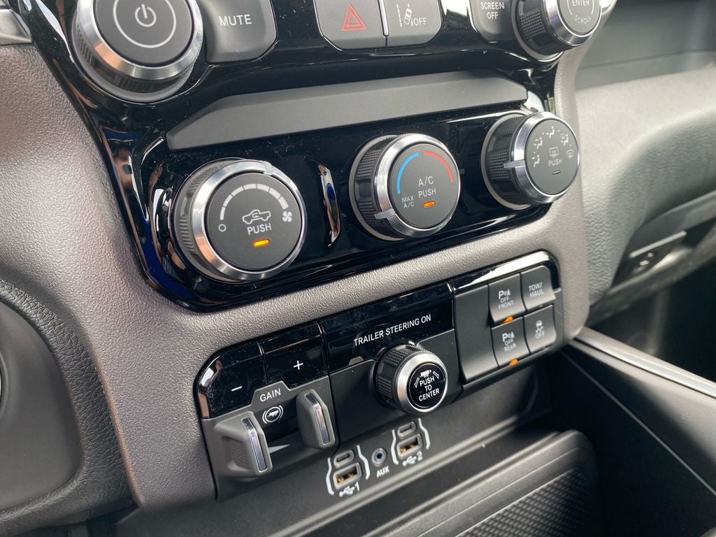 2026 RAM 1500 Express