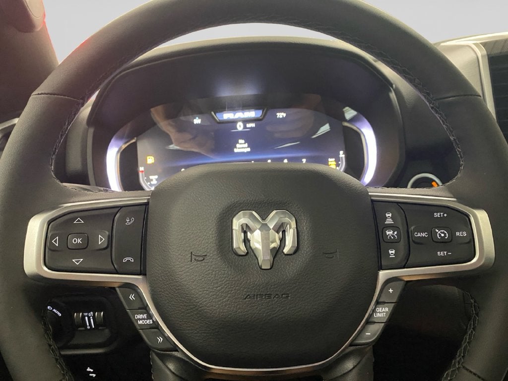 2027 RAM 1500 Big Horn/Lone Star