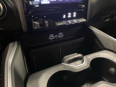 2027 RAM 1500 Big Horn/Lone Star