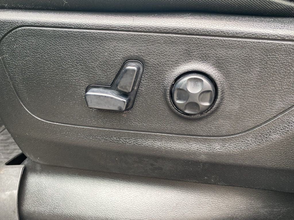 2021 RAM 1500 Big Horn Crew Cab 4x4 5'7' Box