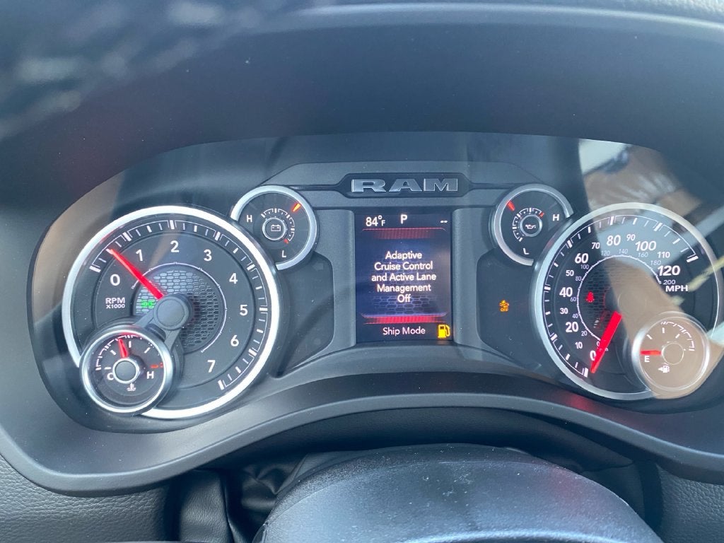 2027 RAM 1500 Big Horn/Lone Star