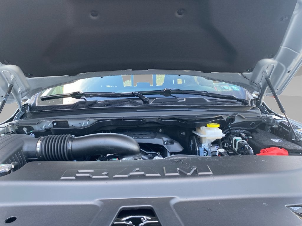 2027 RAM 1500 Big Horn/Lone Star