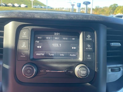 2022 RAM 1500 Big Horn Crew Cab 4x4 5'7' Box