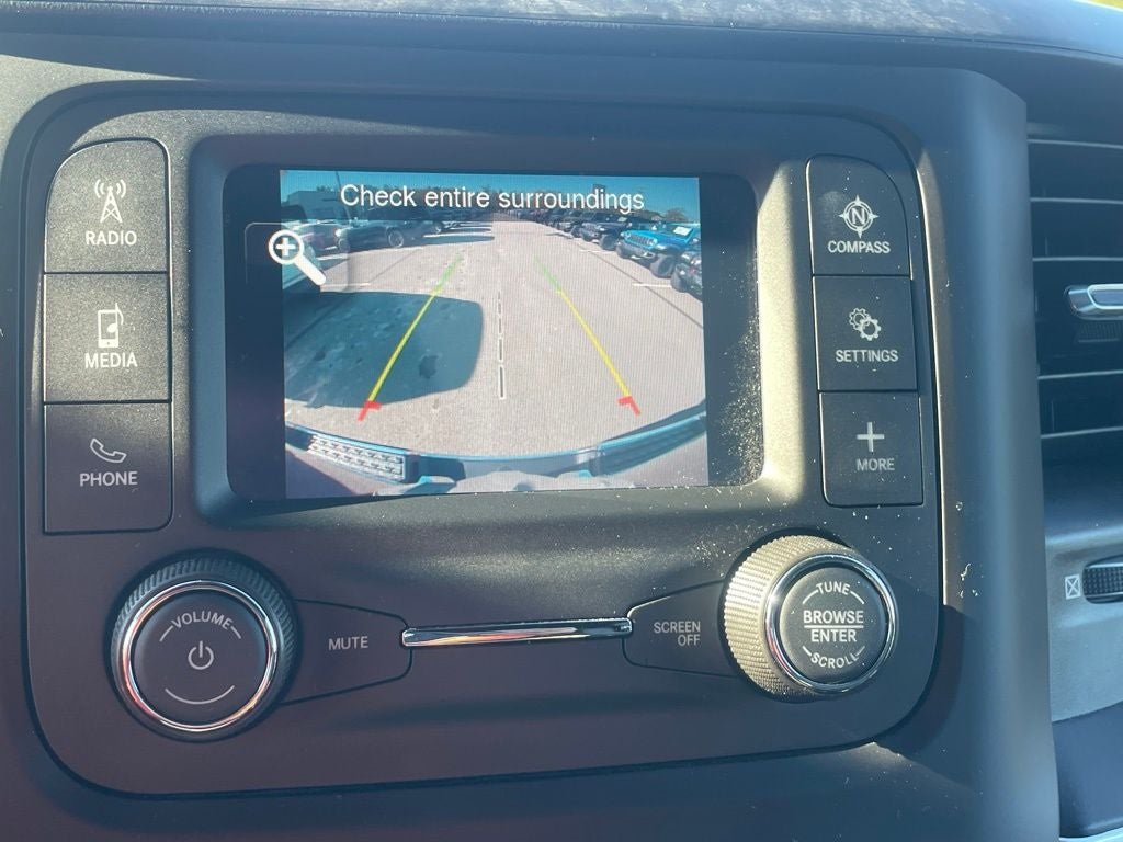 2022 RAM 1500 Big Horn Crew Cab 4x4 5'7' Box