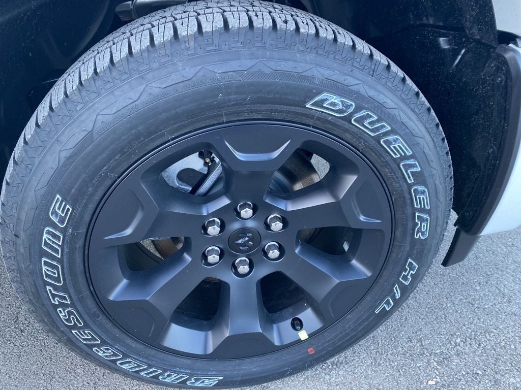 2026 RAM 1500 RAM 1500 BIG HORN CREW CAB 4X4 5'7' BOX