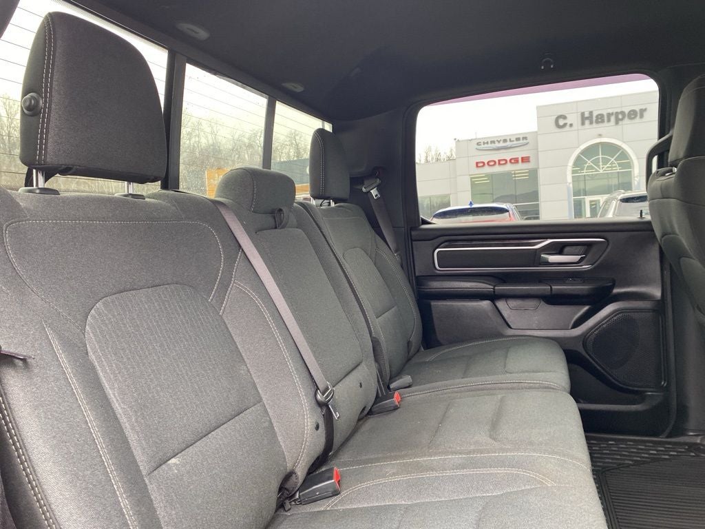 2020 RAM 1500 Big Horn Crew Cab 4x4 5'7' Box